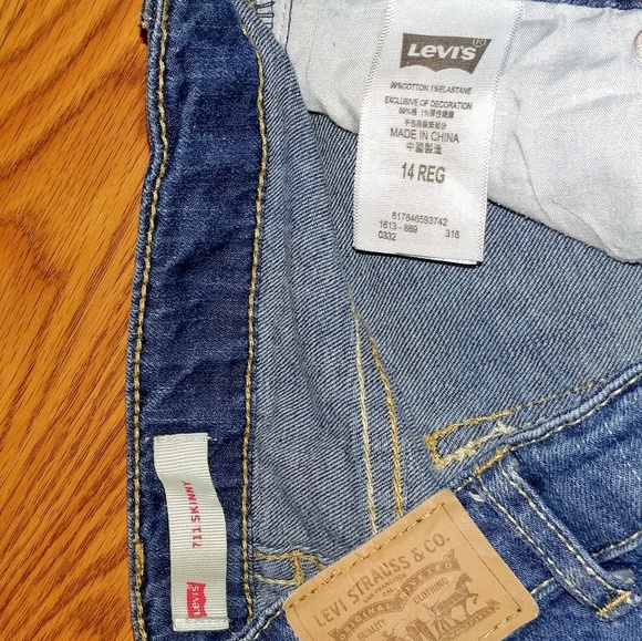 Girls Jeans - Picture 2 of 4